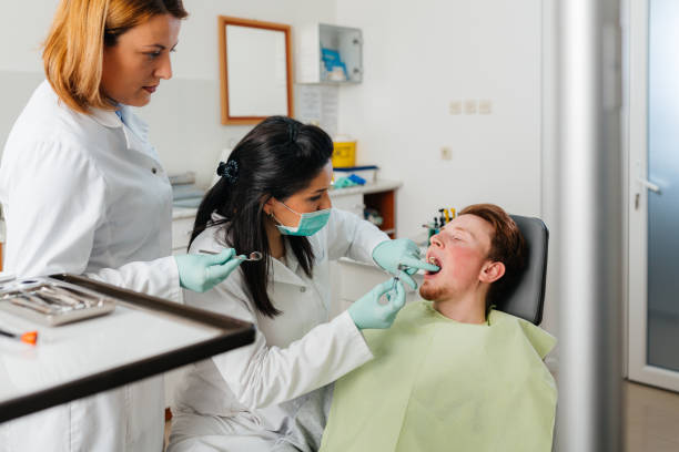 Best Dentist for Tooth Abscess  in Mission, KS